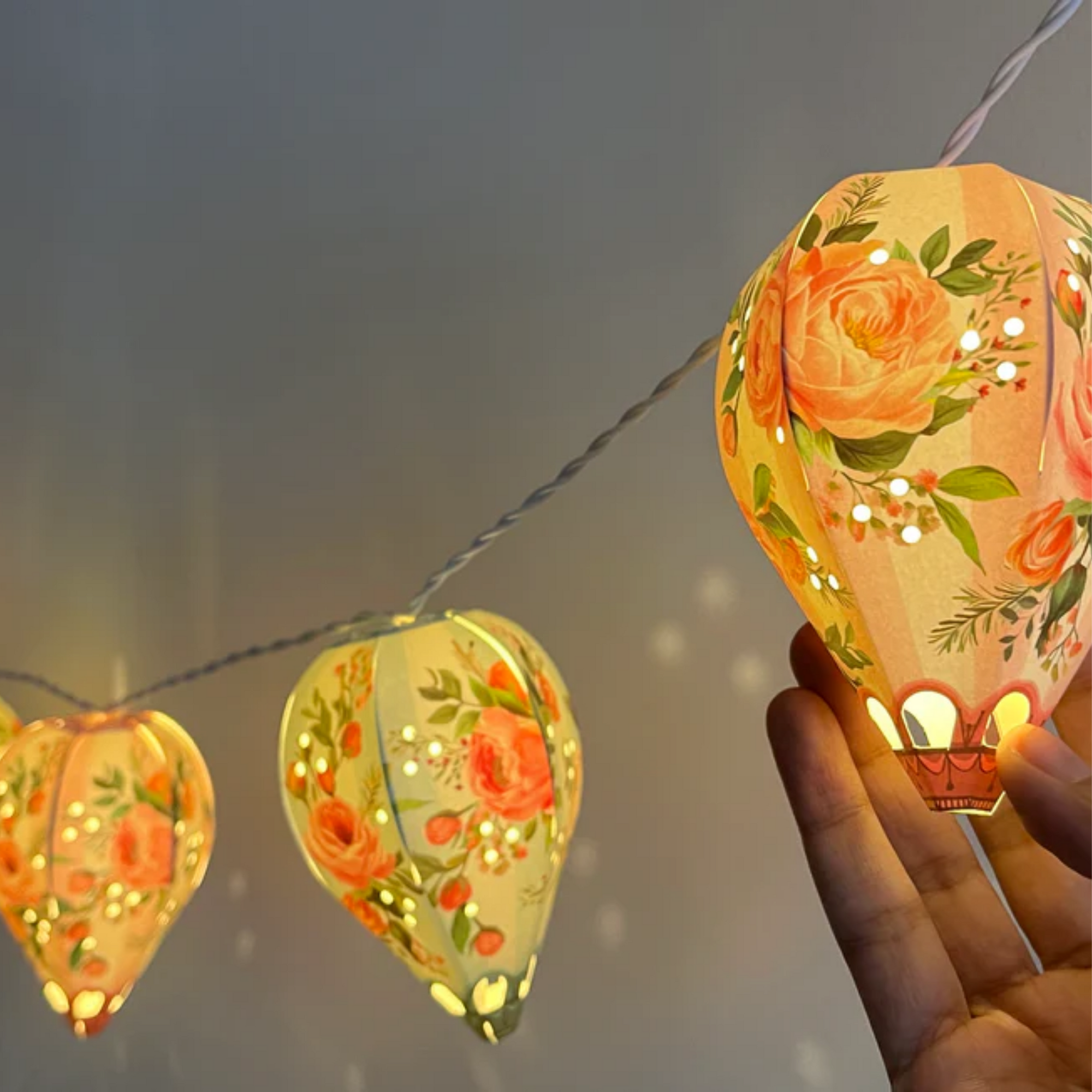 DIY Floral Paper Mini Hot Air Balloon Fairy Lights