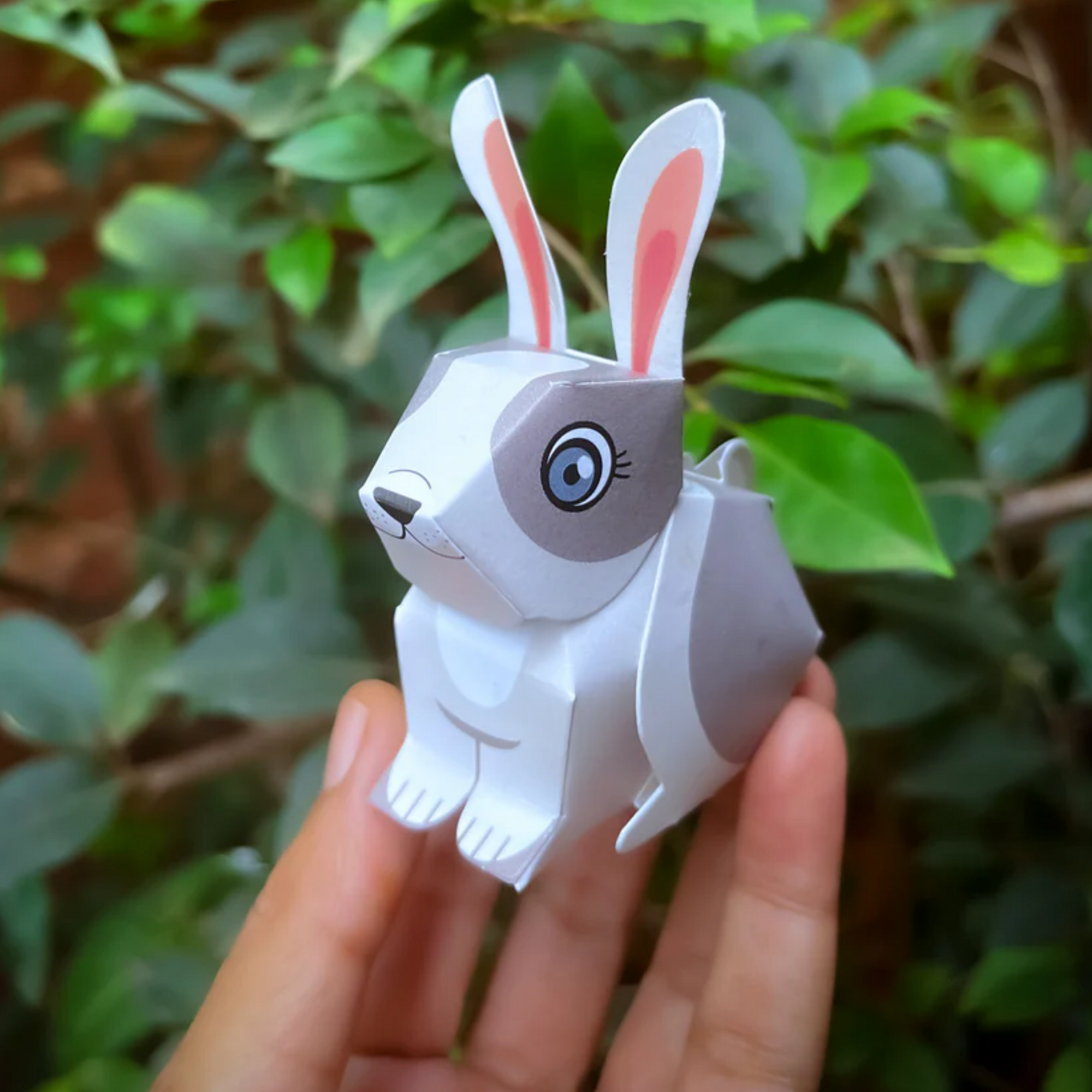 Miniature Marvels: DIY Pet Paper Craft Set