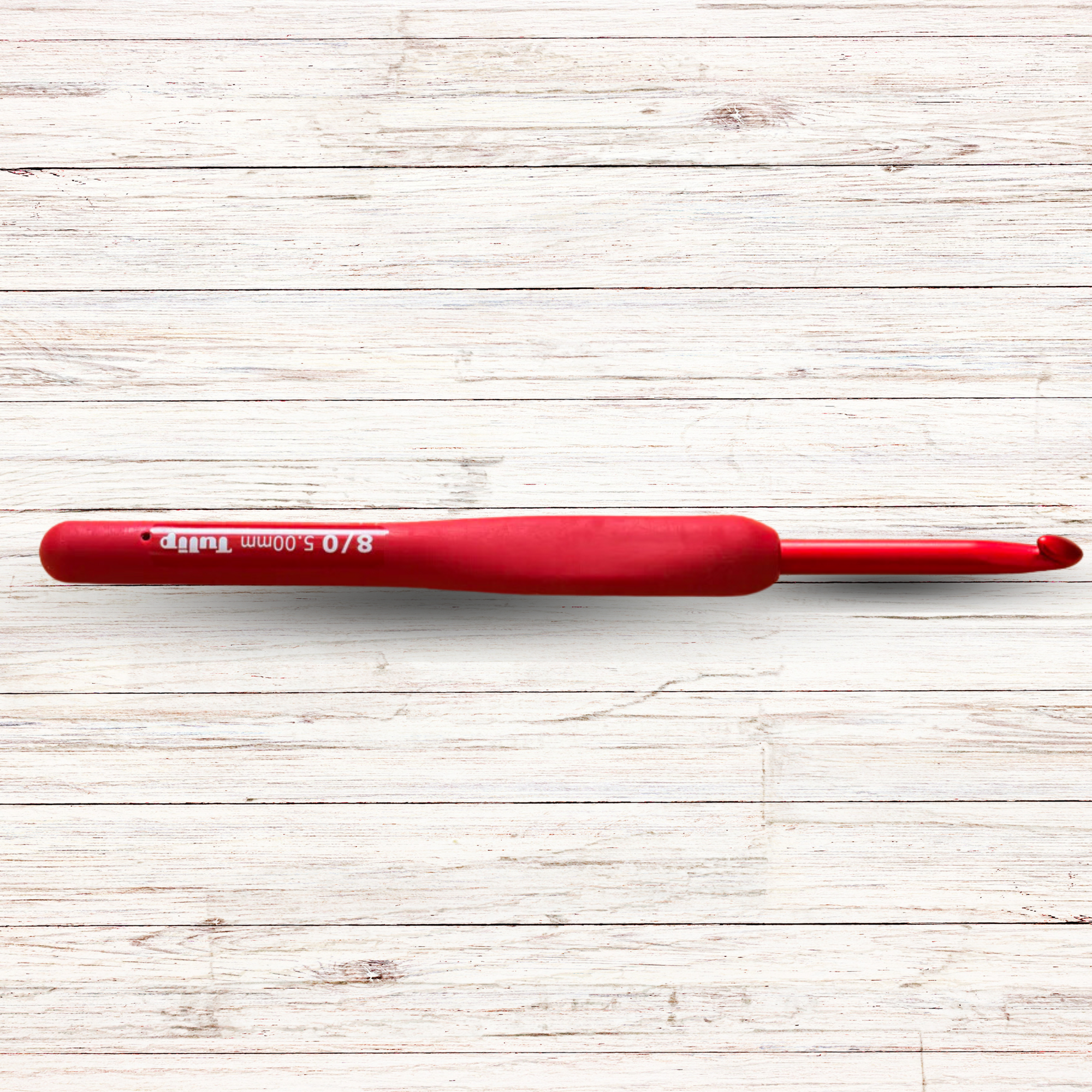 Tulip Etimo Red Crochet Hook Set